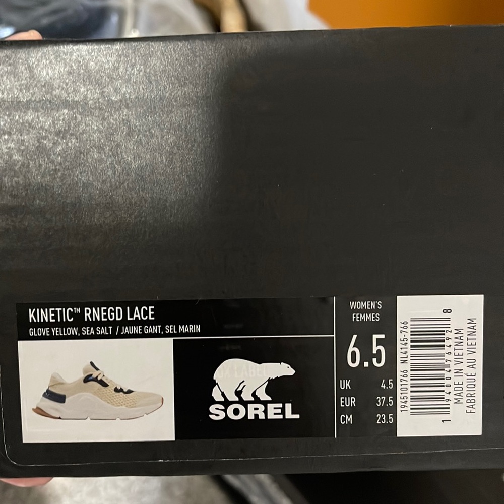Sorel Kinetic Rnegd lace up sneakers. Size 6.5. Color glove yellow, sea salt